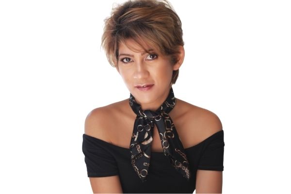 JAIME RAMPERSAD – EMPOWERING WOMEN THROUGH THE BOUDOIR EXPERIENCE