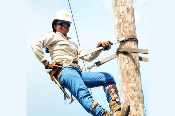 Meet JPS Female Lineman, Camaria Spalding