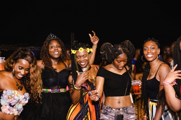 5 Ways To Celebrate Galentines Day With Your…
