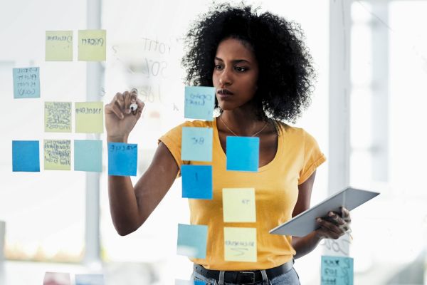 Slay Your Money Goals: Financial Tips for Fabulous Queens