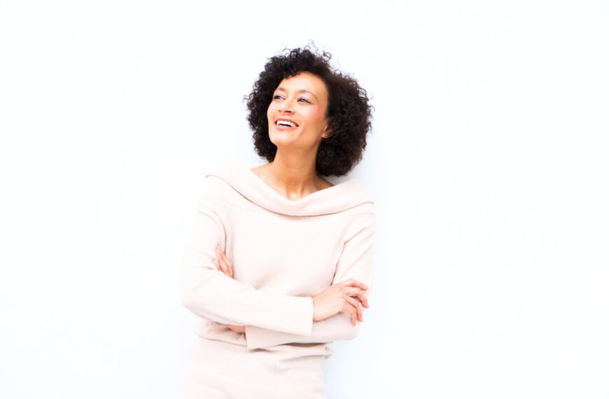 10 Surprising Habits Of Women Who Seem To Never Age